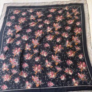 vintage gucci hummingbirds pattern print scarf